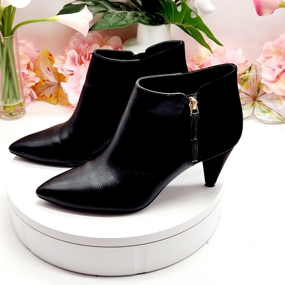 Nine West Shoes - Nine West Yames Leather Pointed Toe Booties Size 8.5